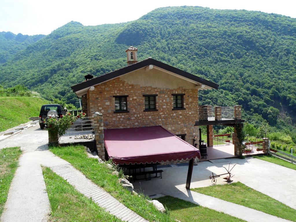 Beautiful Chalet With Swimming Pool In Lombardy Marone Exterior photo